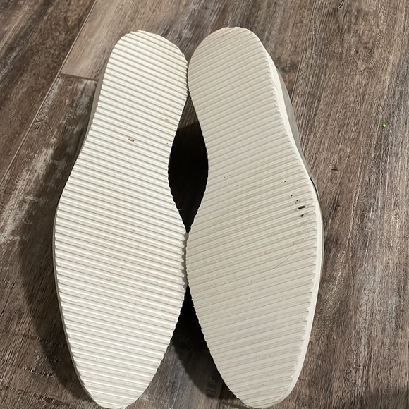 Everlane Gray Nubuck Street Shoe - Picture 10 of 11